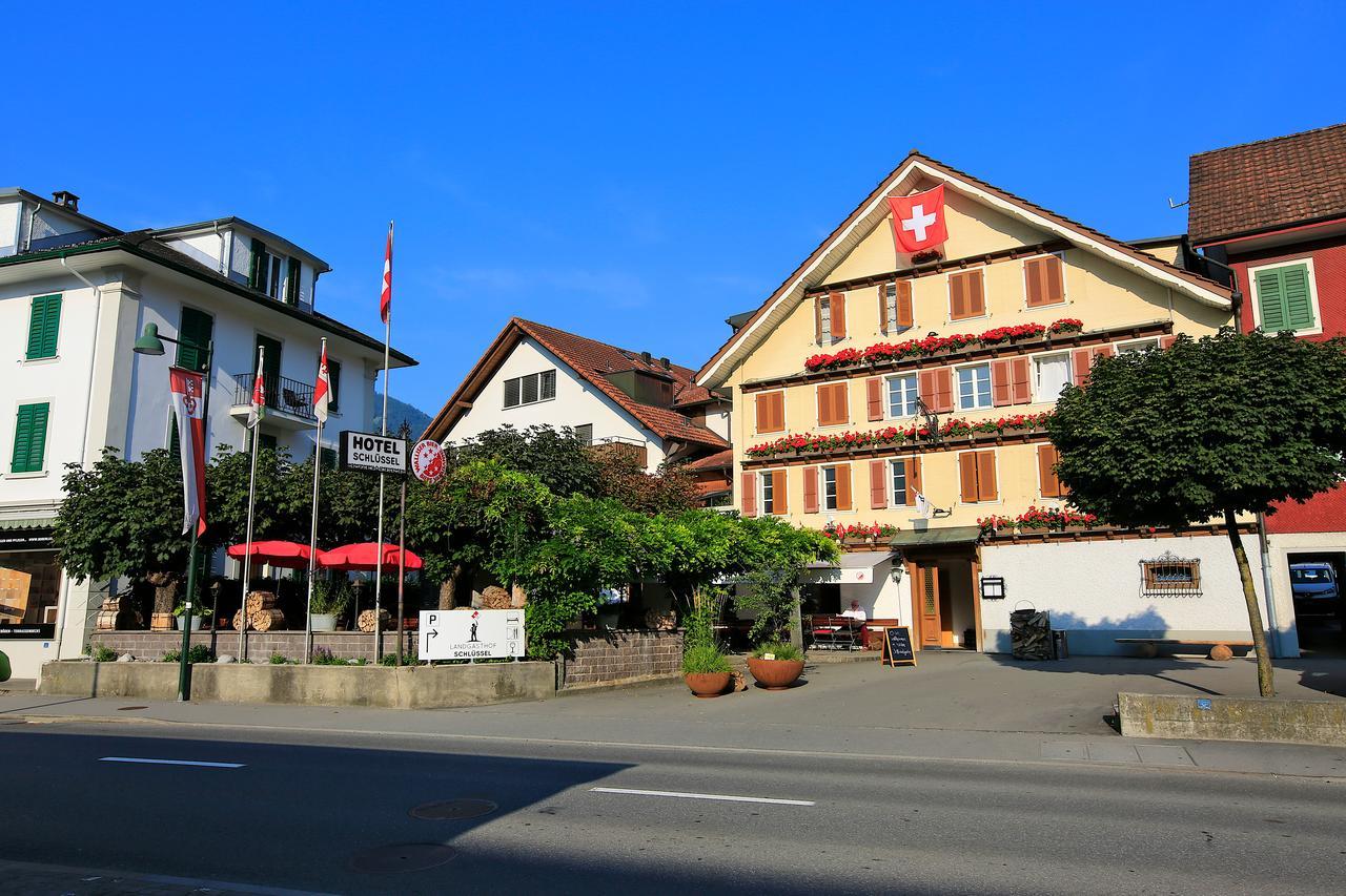 Landgasthof Schlussel Alpnach Hotell Exteriör bild